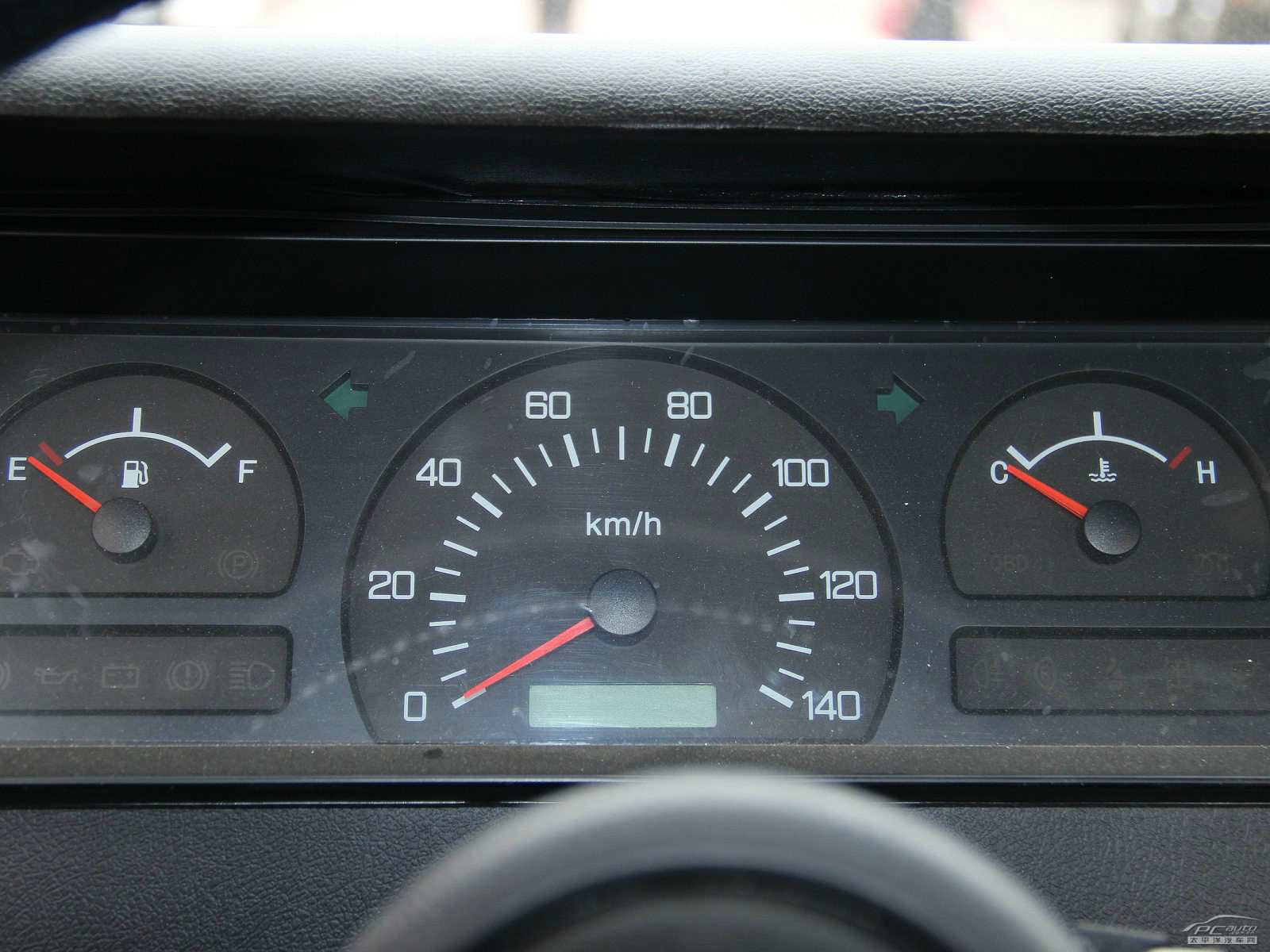 戰(zhàn)旗皮卡內飾高清大圖