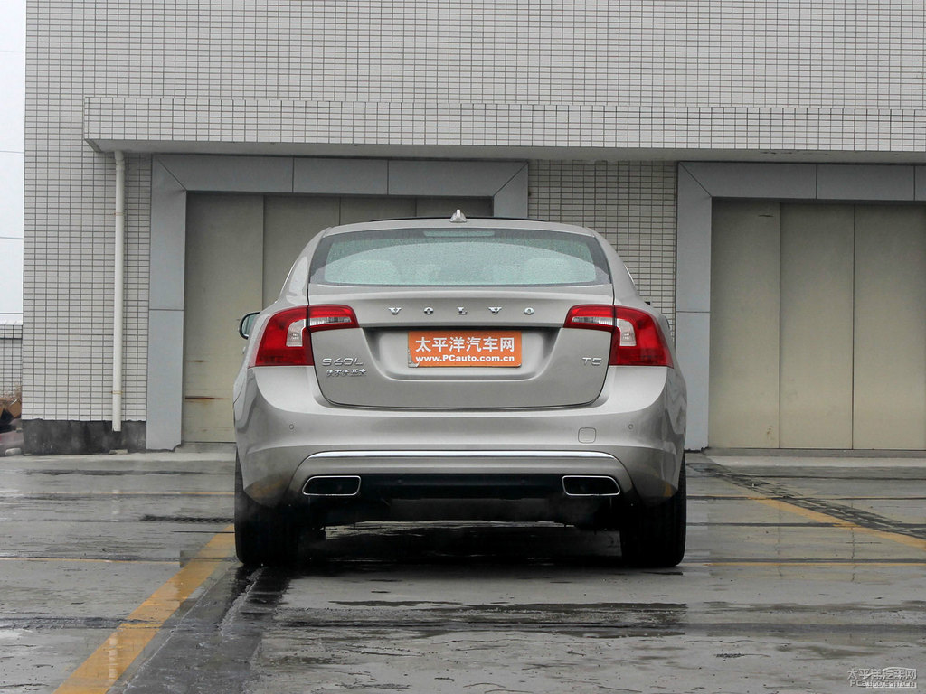 海貝灰沃爾沃S60整車外觀外觀圖片