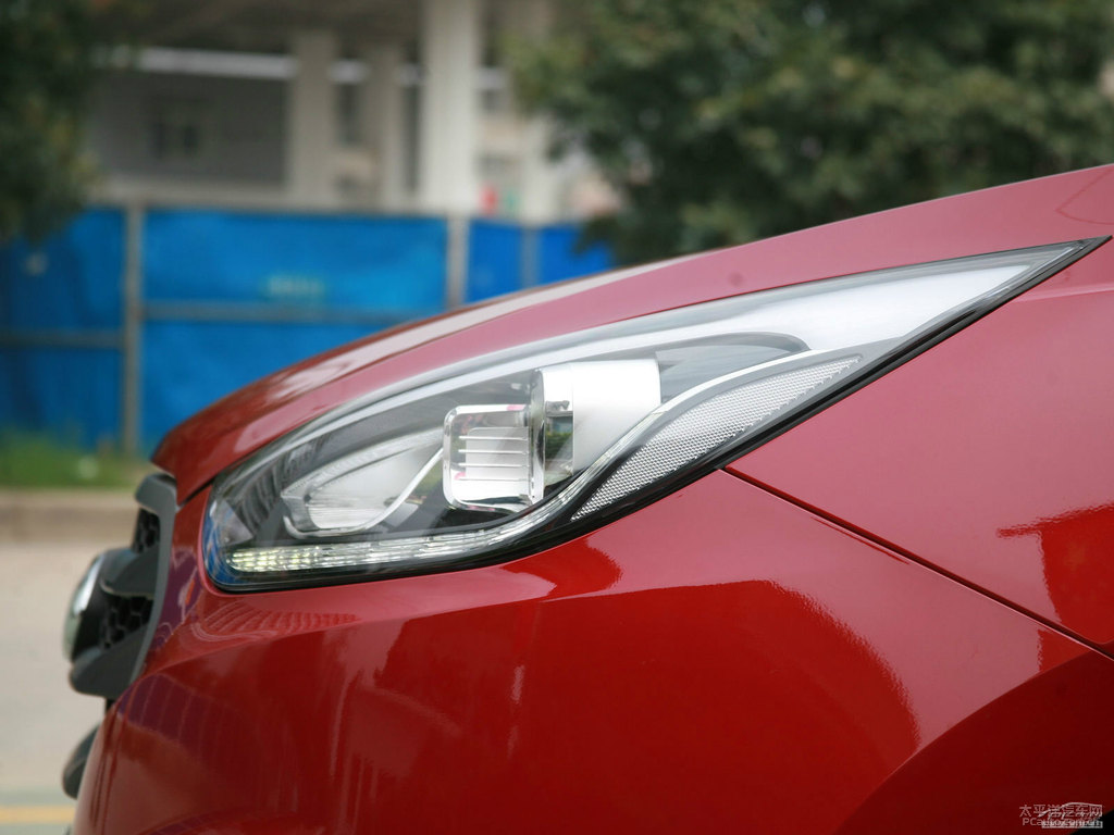 榴紅北京現(xiàn)代ix35車頭外觀圖片