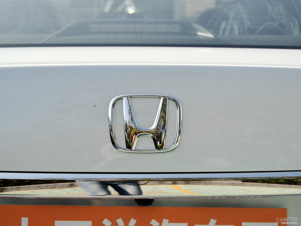 雅閣車尾外觀圖片