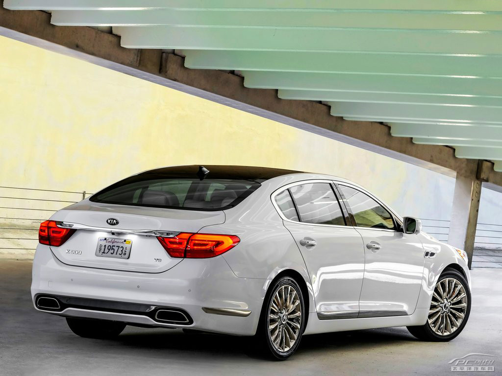 起亞K900外觀高清大圖