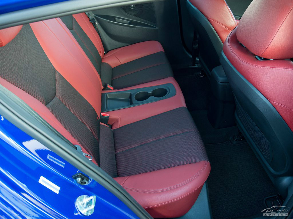Veloster內飾高清大圖