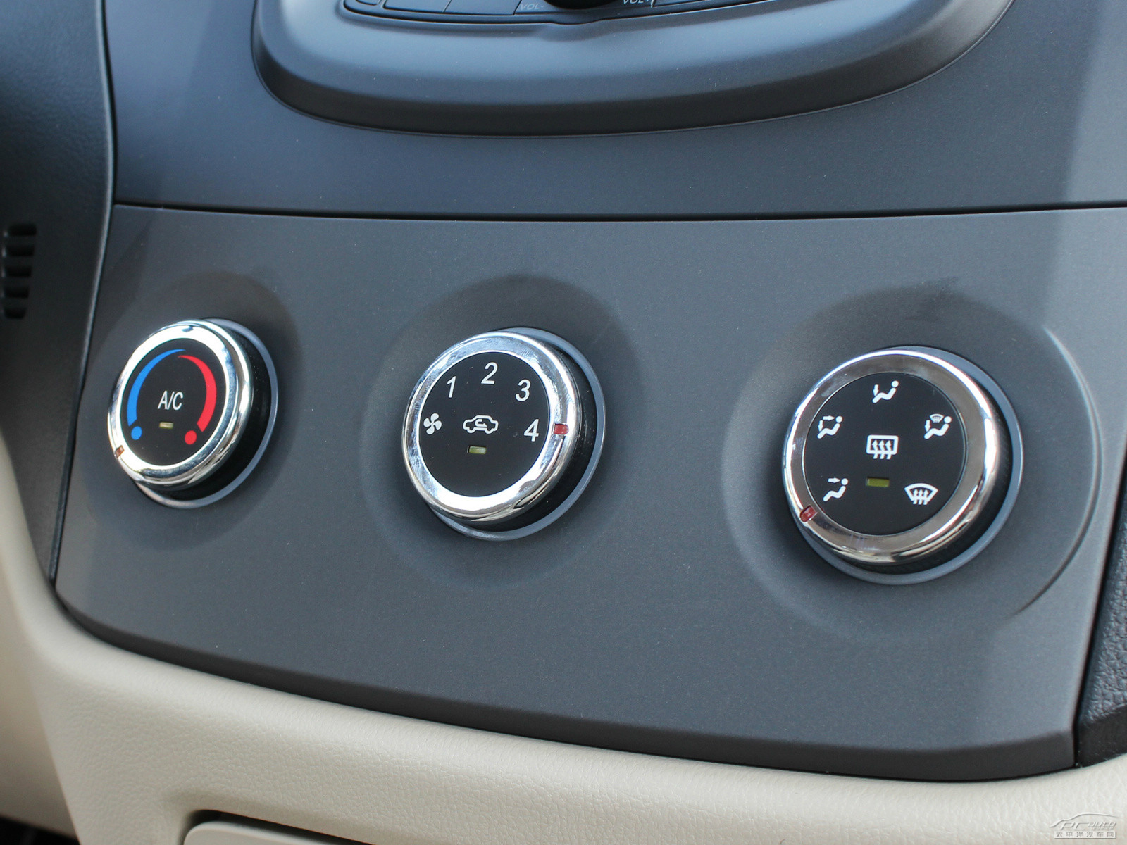 吉利SC6內(nèi)飾高清大圖