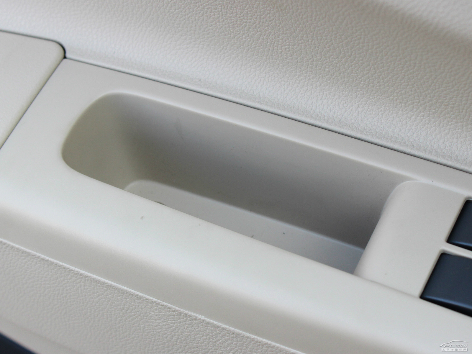 吉利SC6空間高清大圖