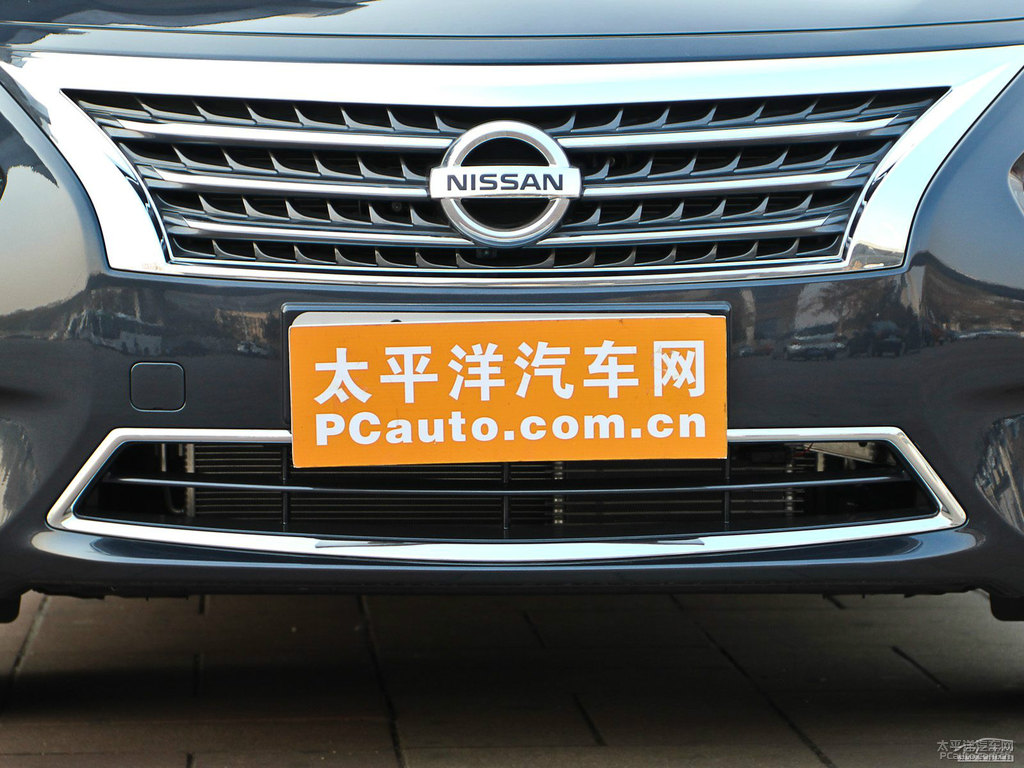 爵士藍天籟車頭外觀圖片
