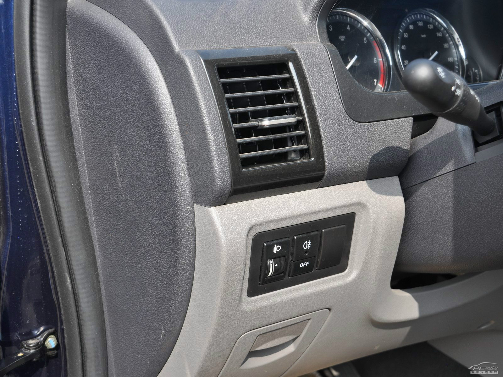 北汽威旺M20內(nèi)飾高清大圖