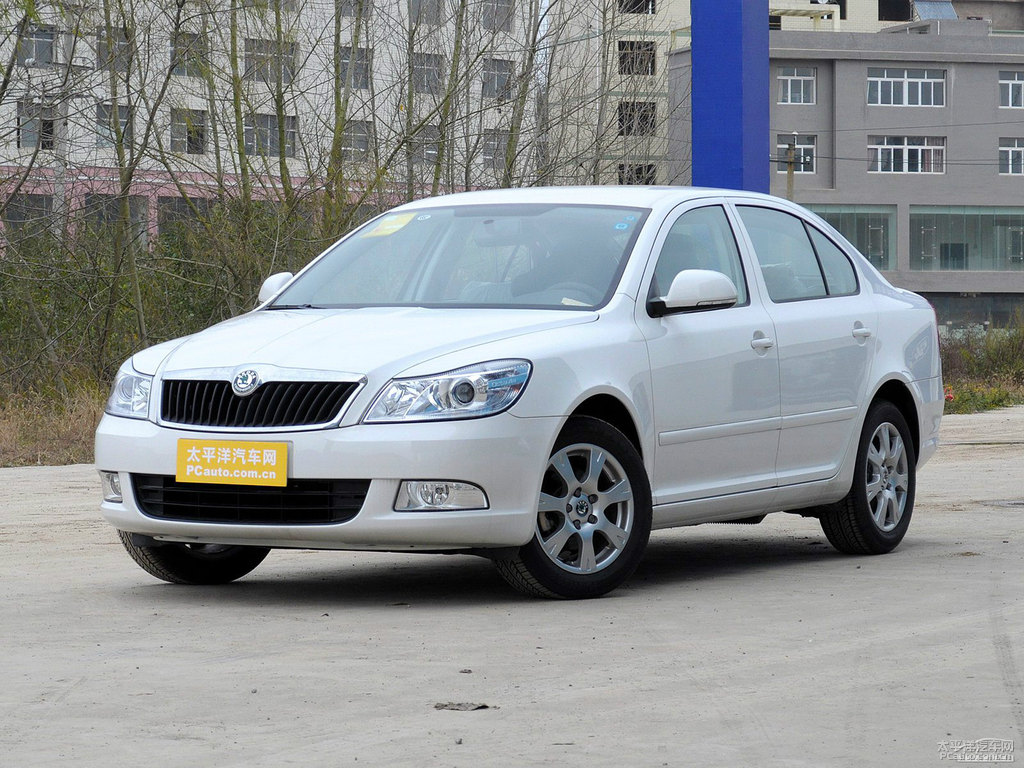 極地白明銳車(chē)尾外觀圖片
