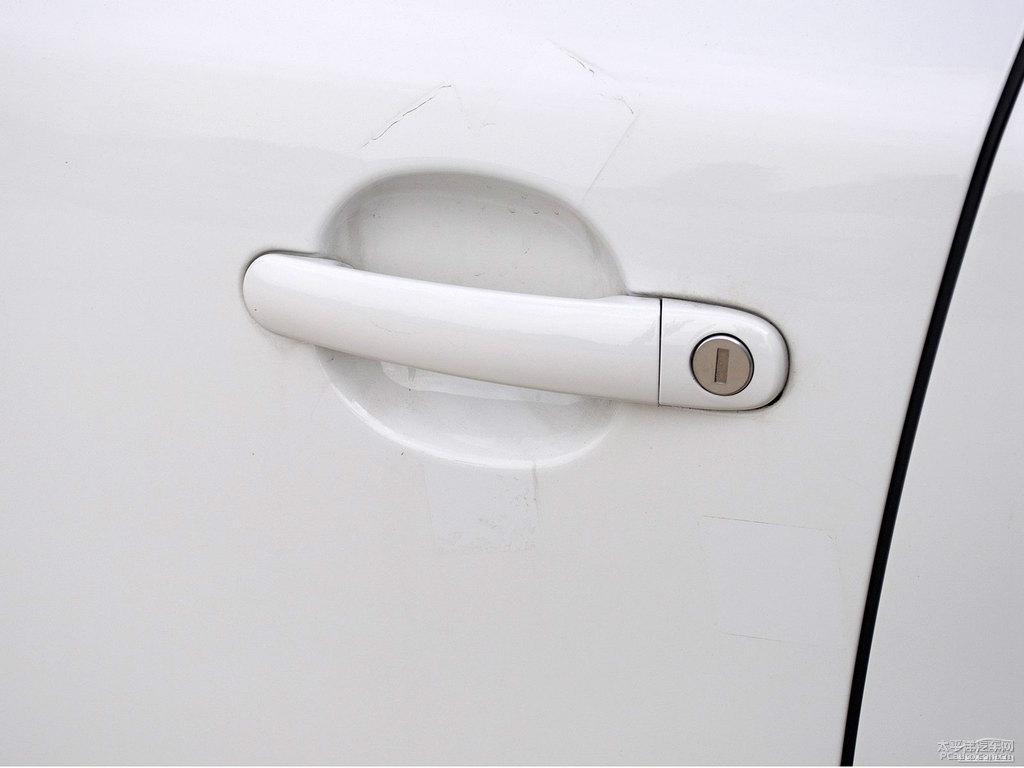 極地白明銳車(chē)身外觀圖片