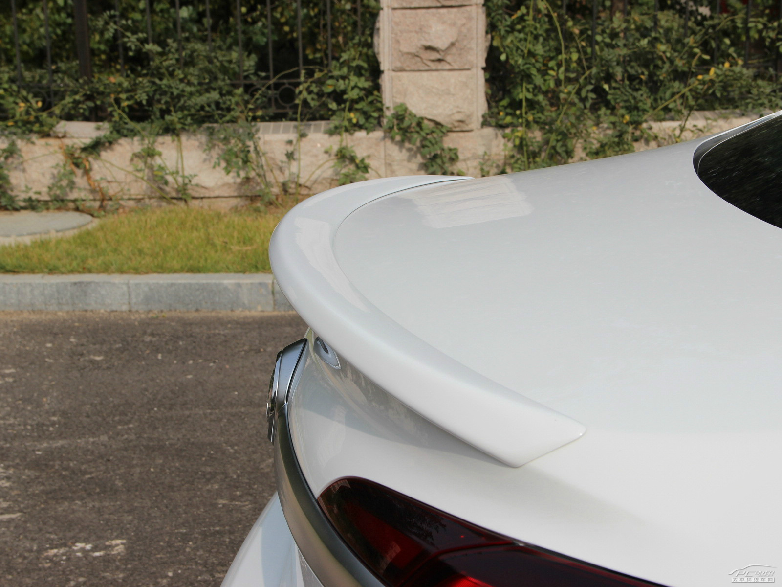 君威外觀高清大圖