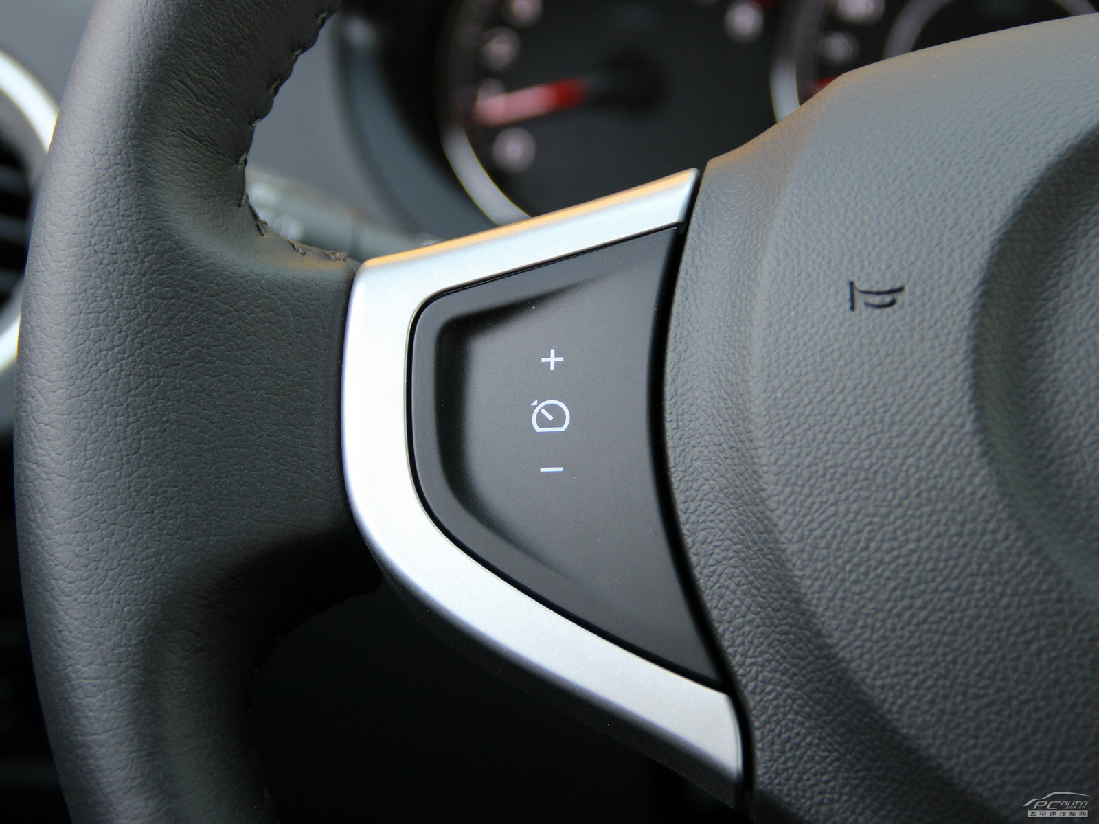 科雷傲(進(jìn)口)內(nèi)飾高清大圖