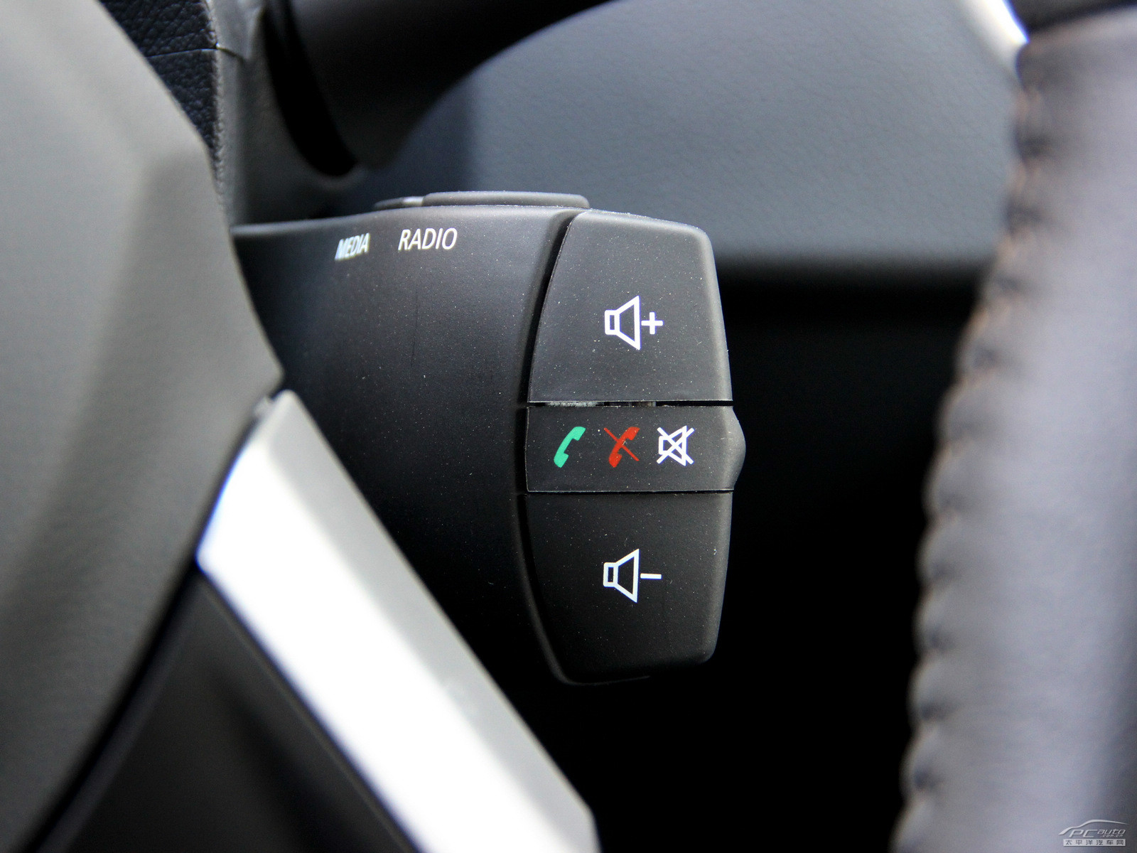 科雷傲(進口)內(nèi)飾高清大圖