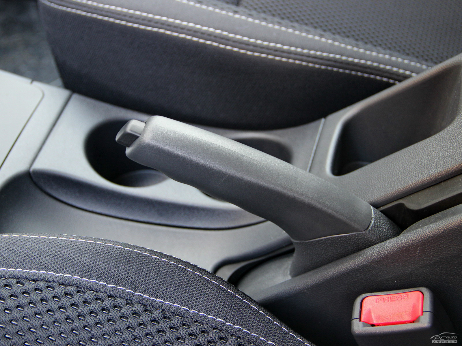 科雷傲(進口)內(nèi)飾高清大圖