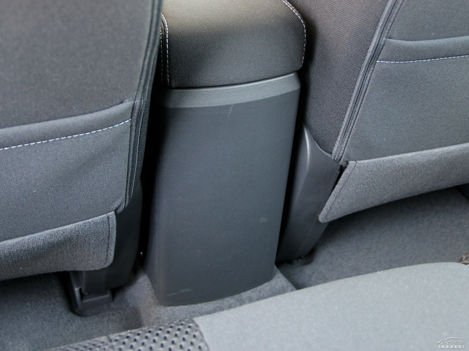 科雷傲(進口)內(nèi)飾高清大圖