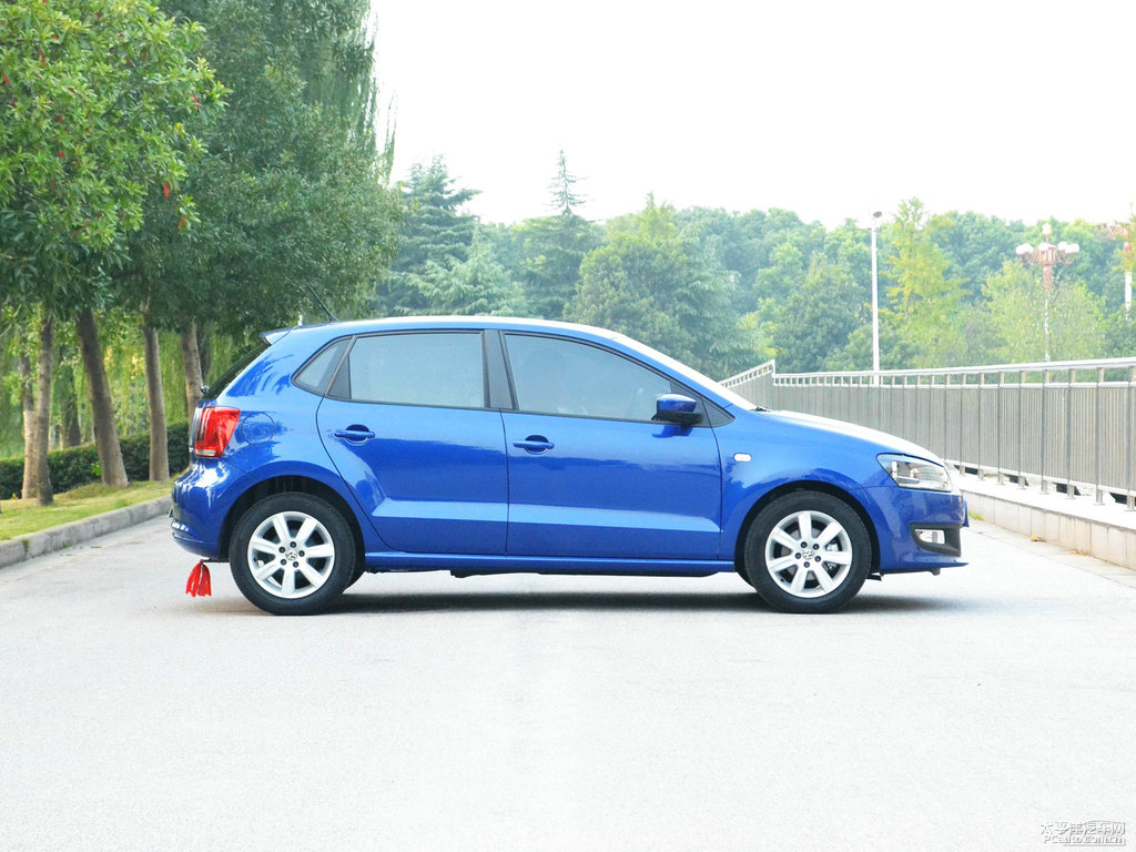 魅光藍(lán)大眾Polo整車外觀外觀圖片