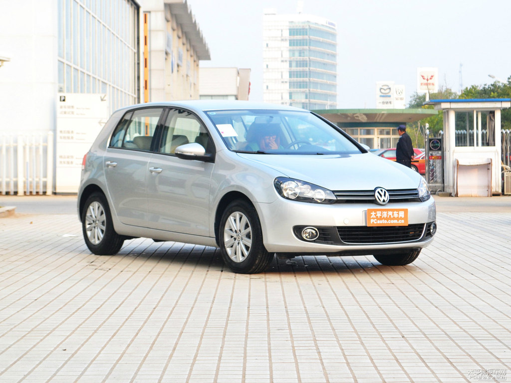 反射銀高爾夫整車外觀外觀圖片