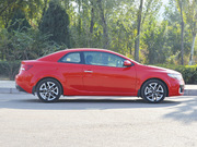 2013款 1.6L 自動運動型 2013款 1.6L 自動運動型