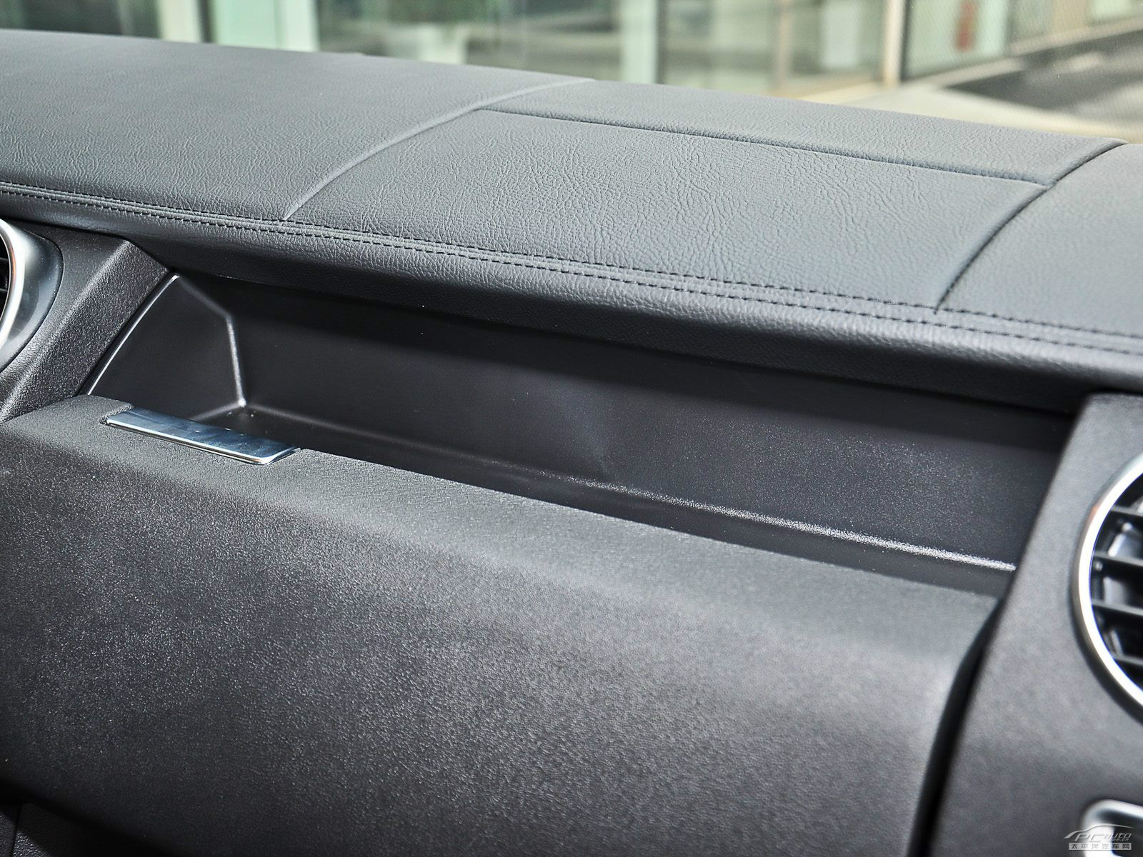 發(fā)現(xiàn)空間高清大圖