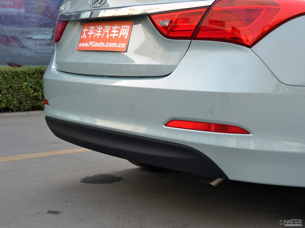 北極玉名圖車尾外觀圖片