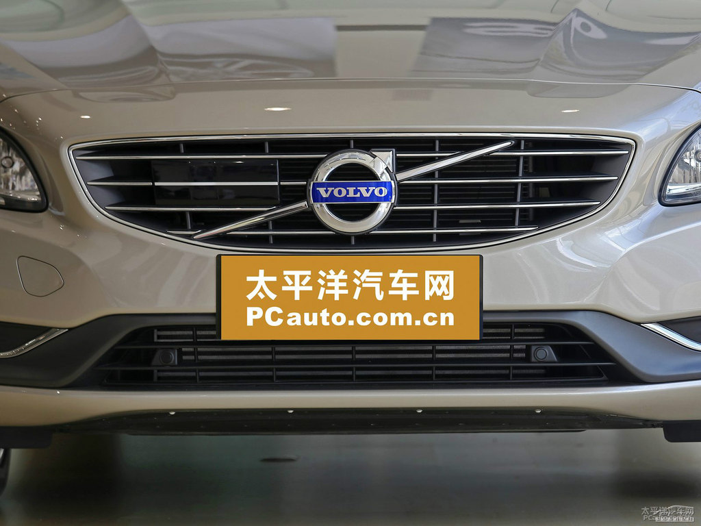 海貝灰沃爾沃S60車頭外觀圖片