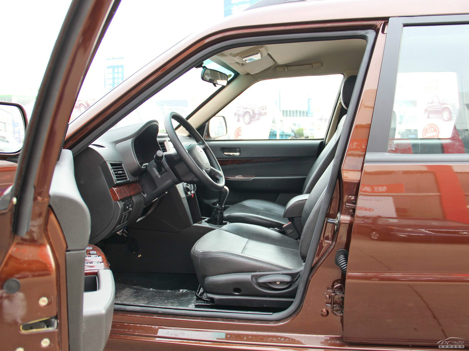 野馬F12空間高清大圖