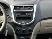 2013款 1.5L MT 舒適型 國(guó)IV 2013款 1.5L MT 舒適型 國(guó)IV