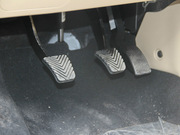 2013款 1.5L MT 舒適型 國(guó)IV 2013款 1.5L MT 舒適型 國(guó)IV