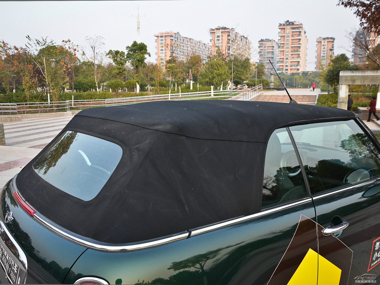 MINI CABRIO外觀高清大圖