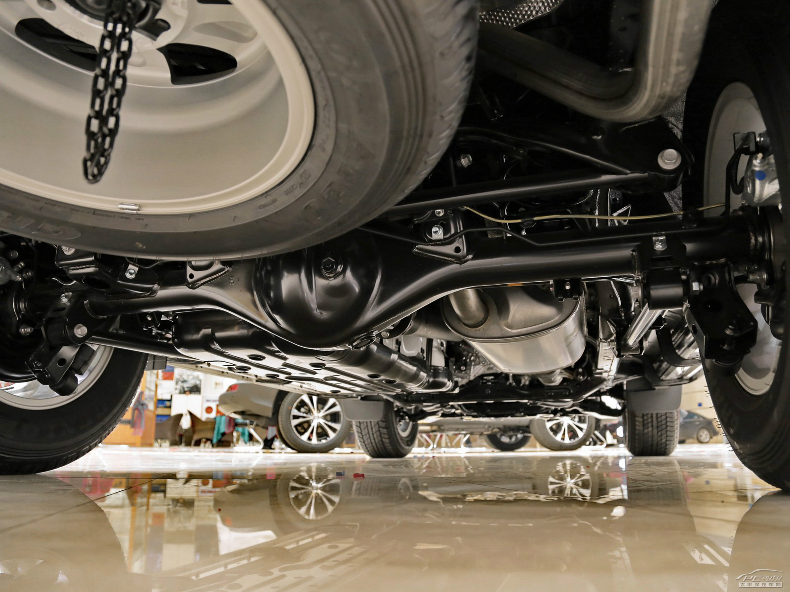 普拉多(進(jìn)口)細(xì)節(jié)高清大圖