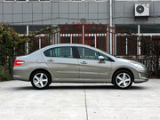 2013款 2.0L 自動(dòng)豪華版 2013款 2.0L 自動(dòng)豪華版