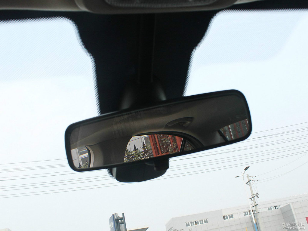 皓月灰標(biāo)致408車廂內(nèi)飾圖片