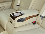 2013款 740Li 混合動力版 2013款 740Li 混合動力版