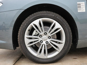 2013款 2.0T 豪華版 2013款 2.0T 豪華版