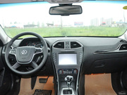 2013款 2.0T 豪華版 2013款 2.0T 豪華版