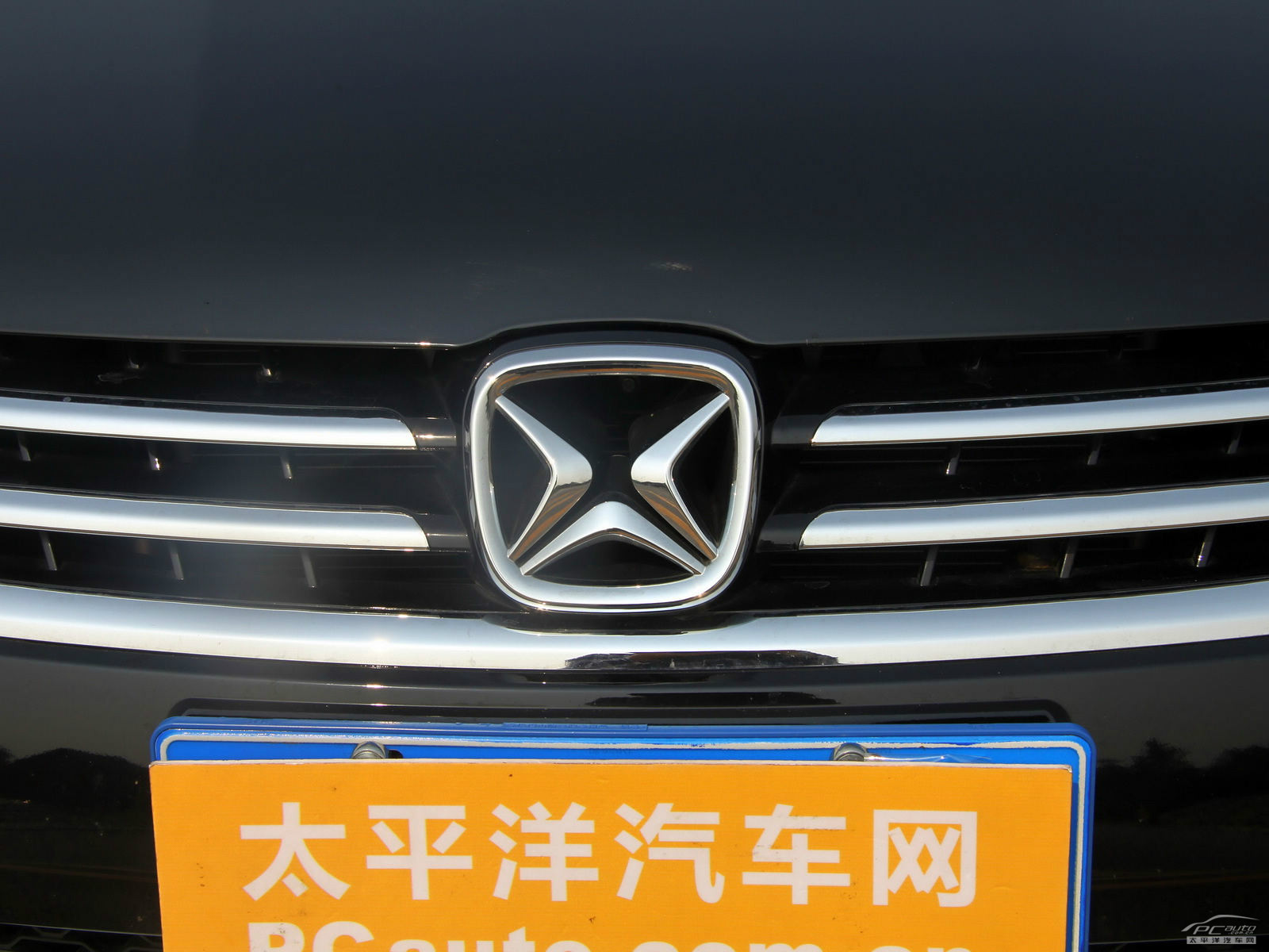 馭勝S350外觀高清大圖