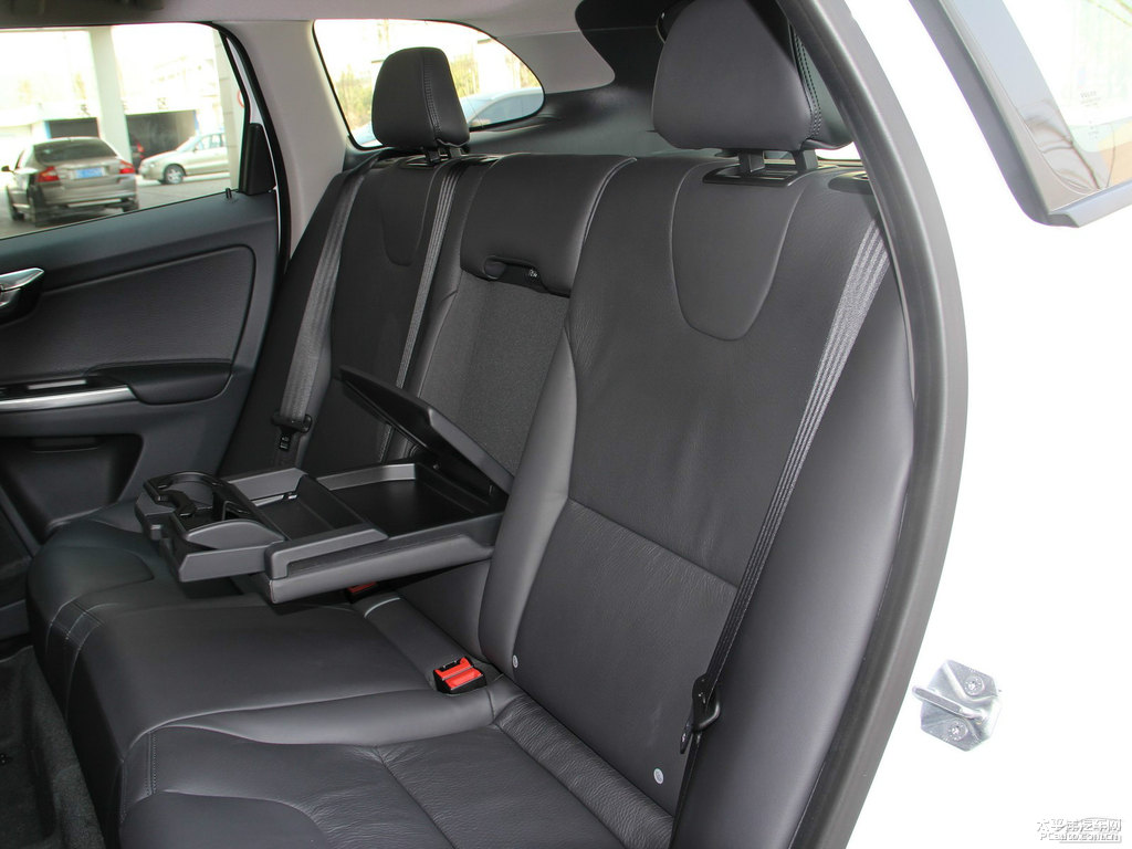 ˮ֠XC60(M(jn))΃(ni)DƬ