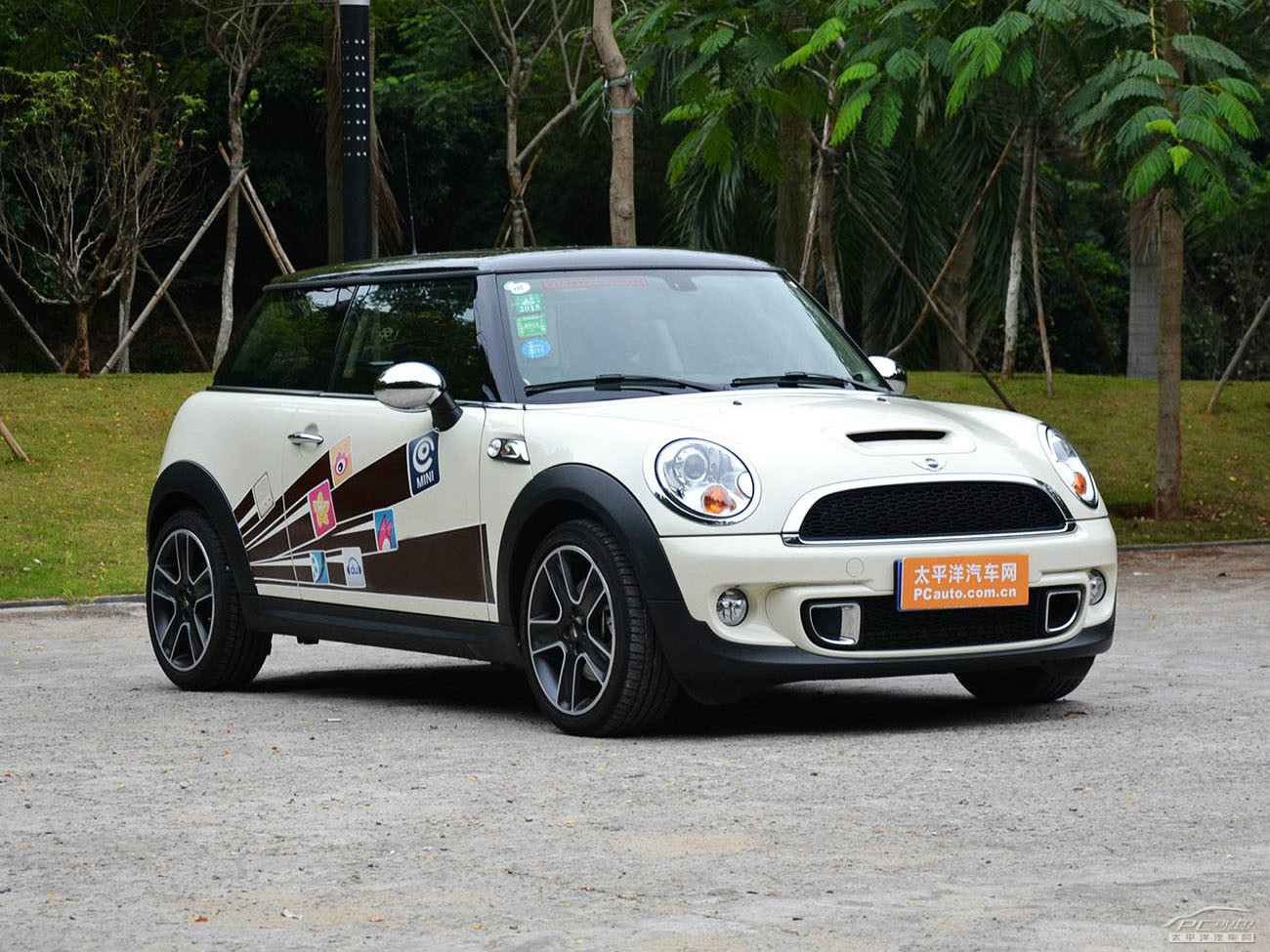MINI CLUBMAN外觀高清大圖