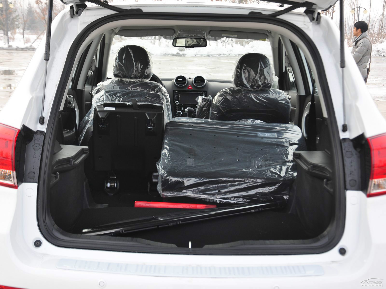 哈弗H6空間高清大圖