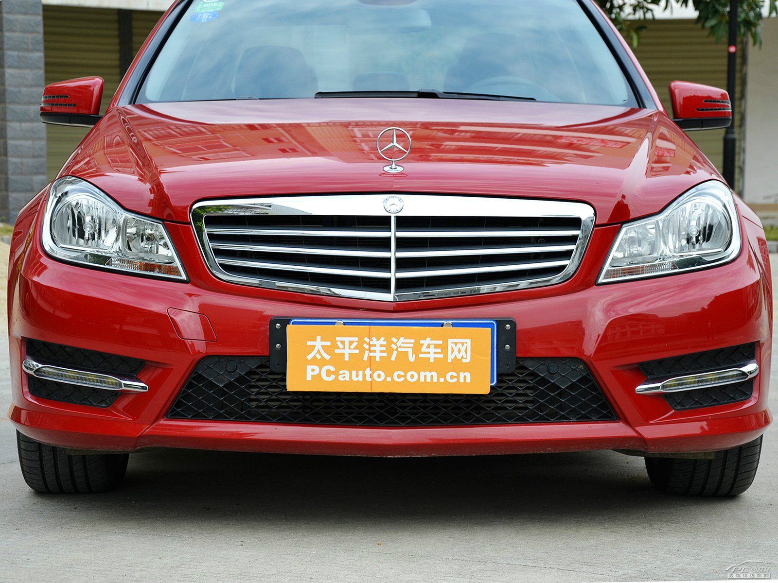 奔馳C級外觀高清大圖