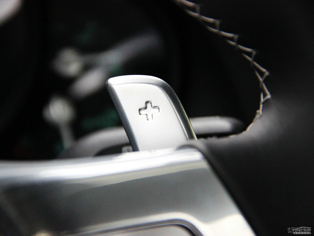 保時(shí)捷911中控內(nèi)飾圖片