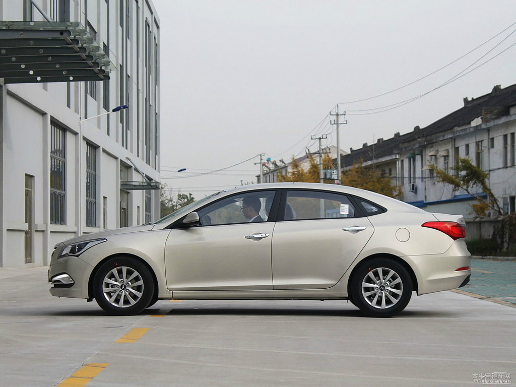 絲綢金名圖整車外觀外觀圖片