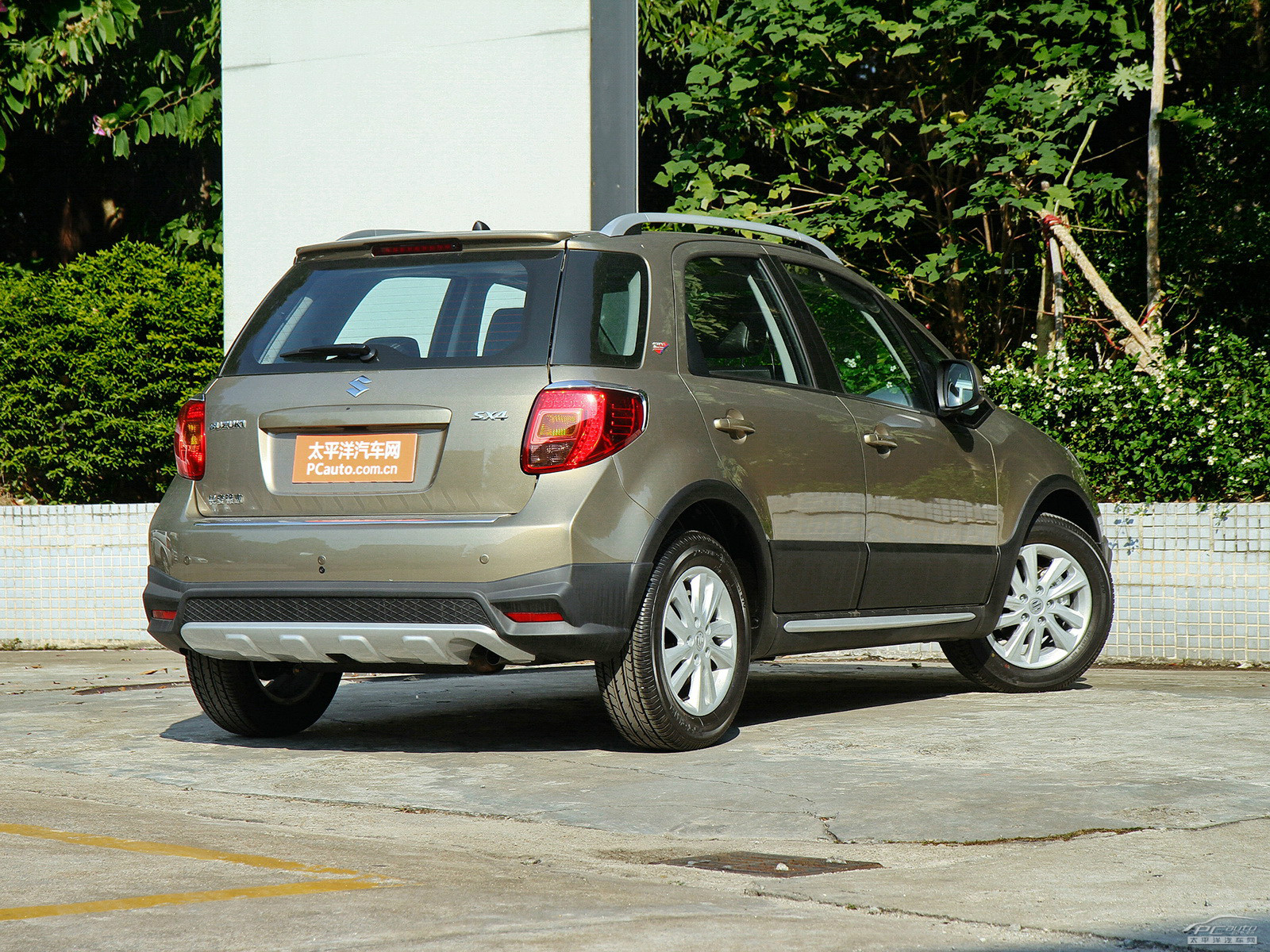 天語(yǔ)SX4外觀高清大圖