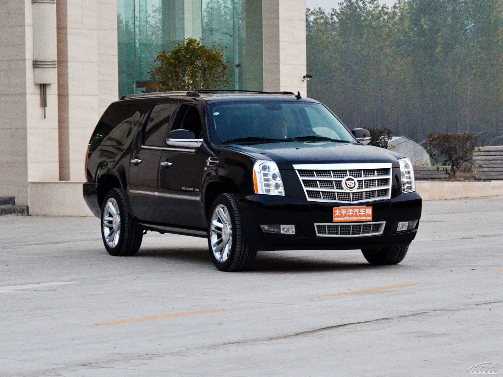 凯雷德escalade 2013款 62l esv铂金版加长型