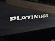 2013款 6.2L ESV鉑金版加長型 2013款 6.2L ESV鉑金版加長型