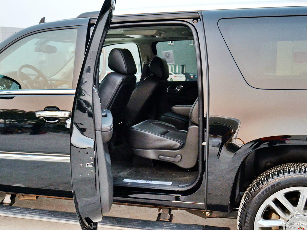źڄP׵ESCALADE{˿ggDƬ