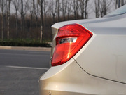 2013款 1.5L 手動智尚型 2013款 1.5L 手動智尚型