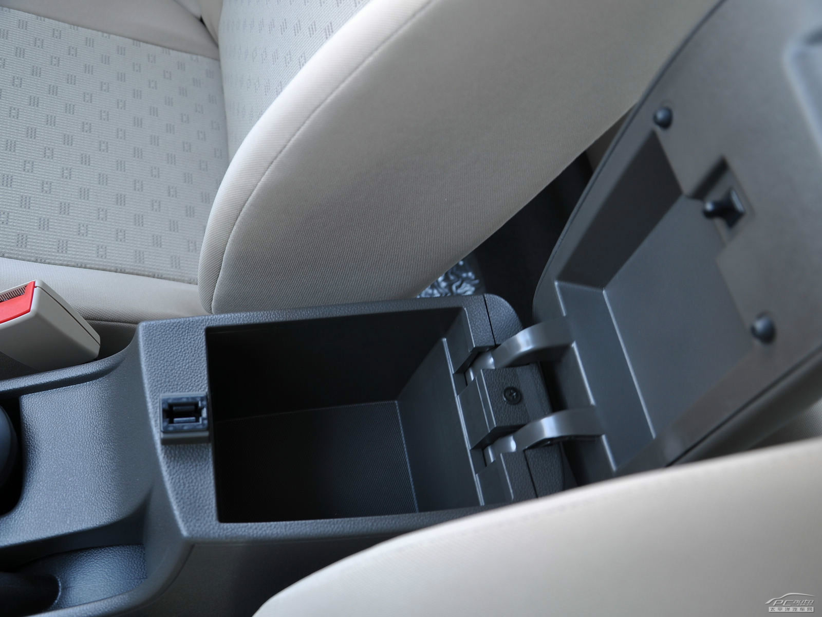 寶駿630空間高清大圖