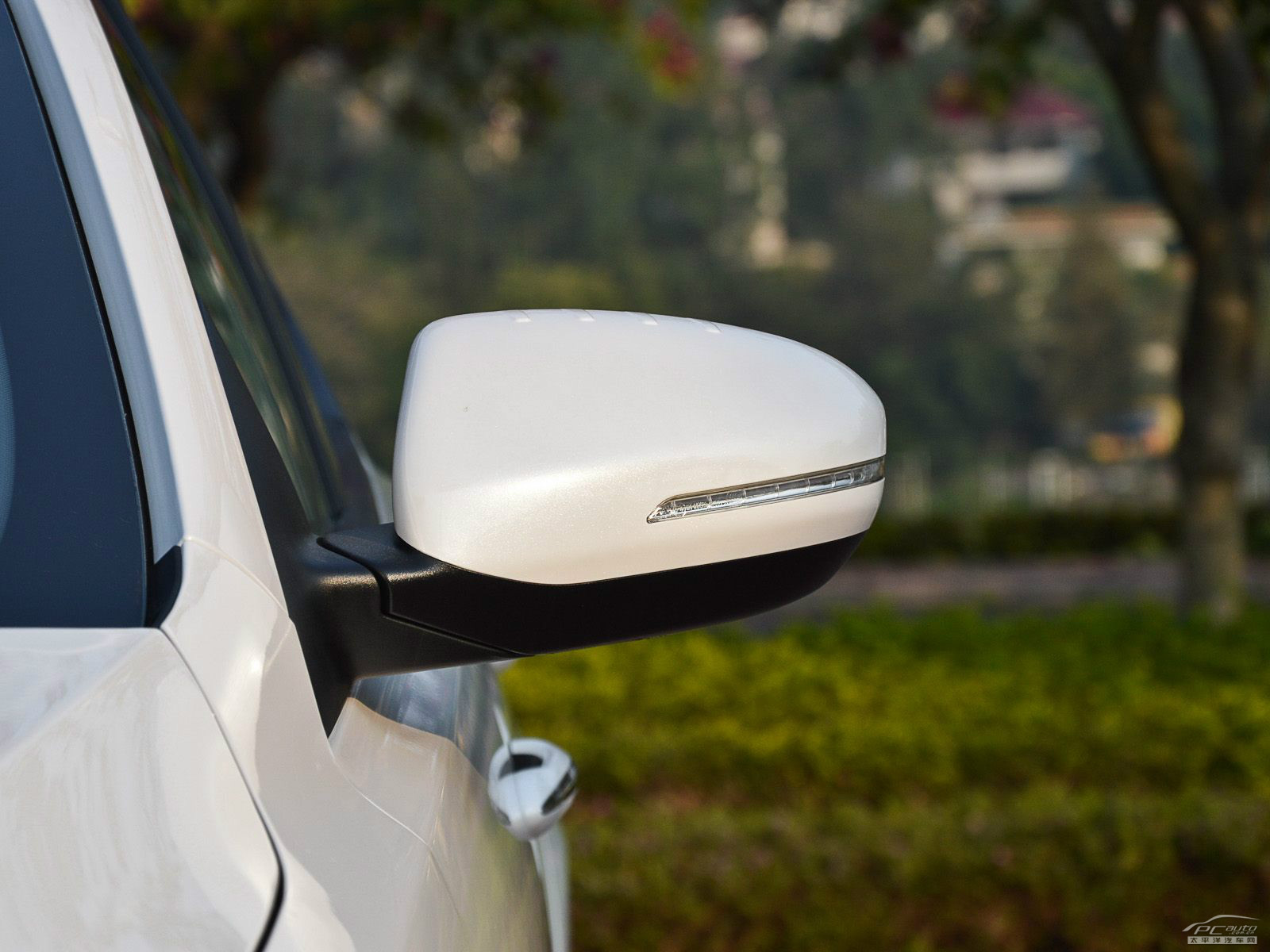 起亞K5凱酷外觀高清大圖