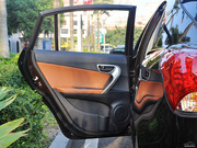 2014款 1.5L 手動 女性版 豪華型 2014款 1.5L 手動 女性版 豪華型