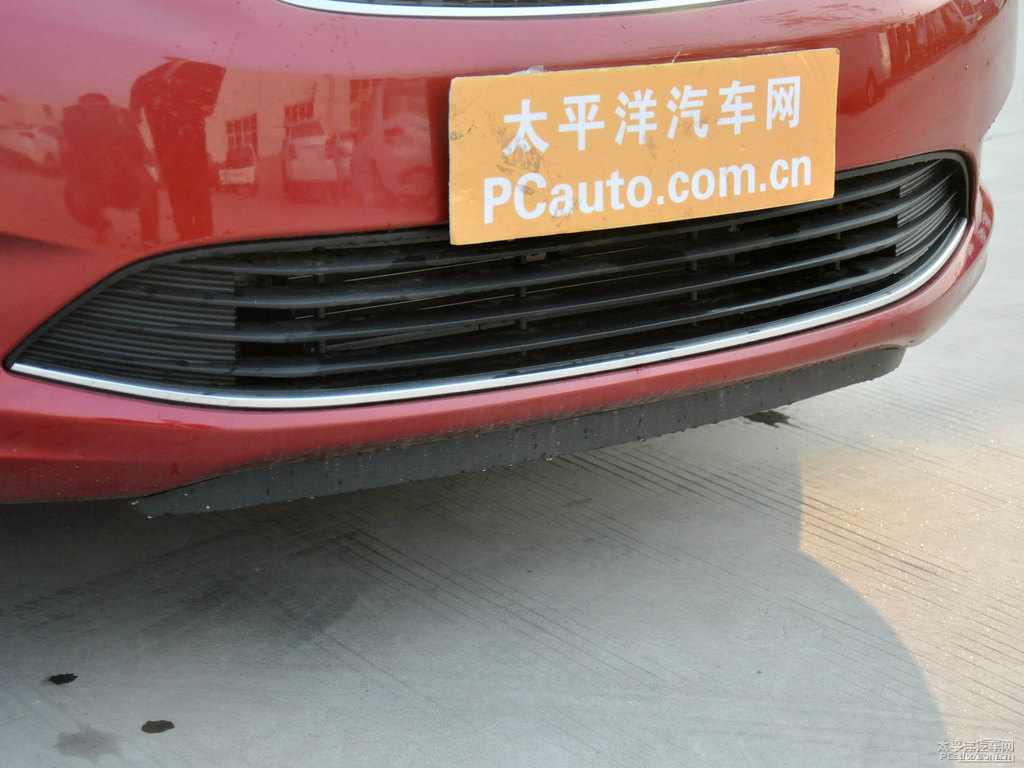 寶石紅逸動(dòng)車(chē)尾外觀圖片