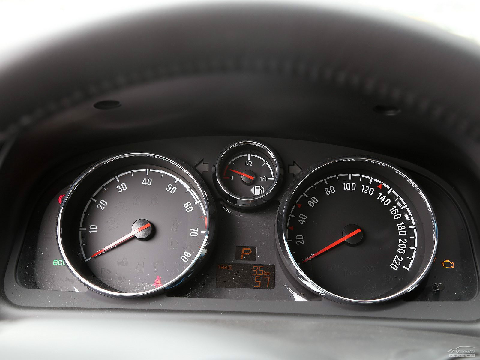 安德拉內(nèi)飾高清大圖